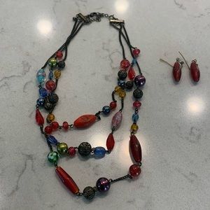 Necklace and earring set